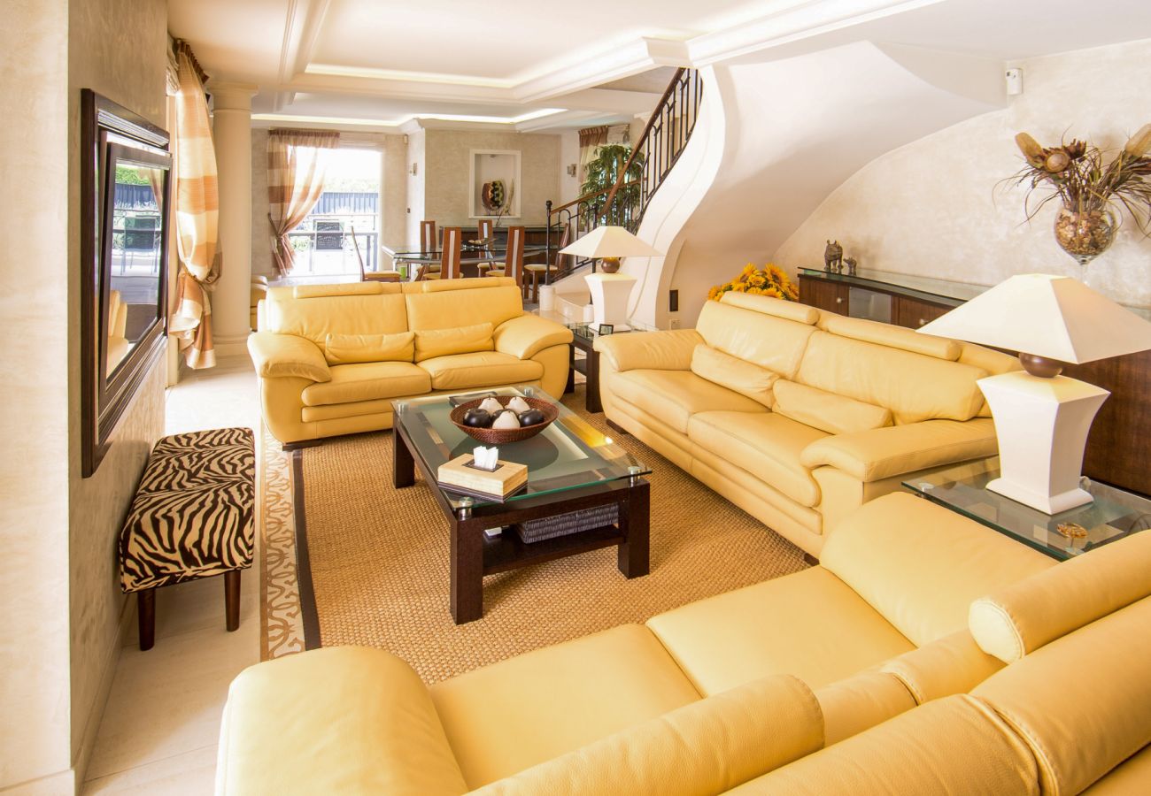 Villa in Antibes - VILLA PARADISIO