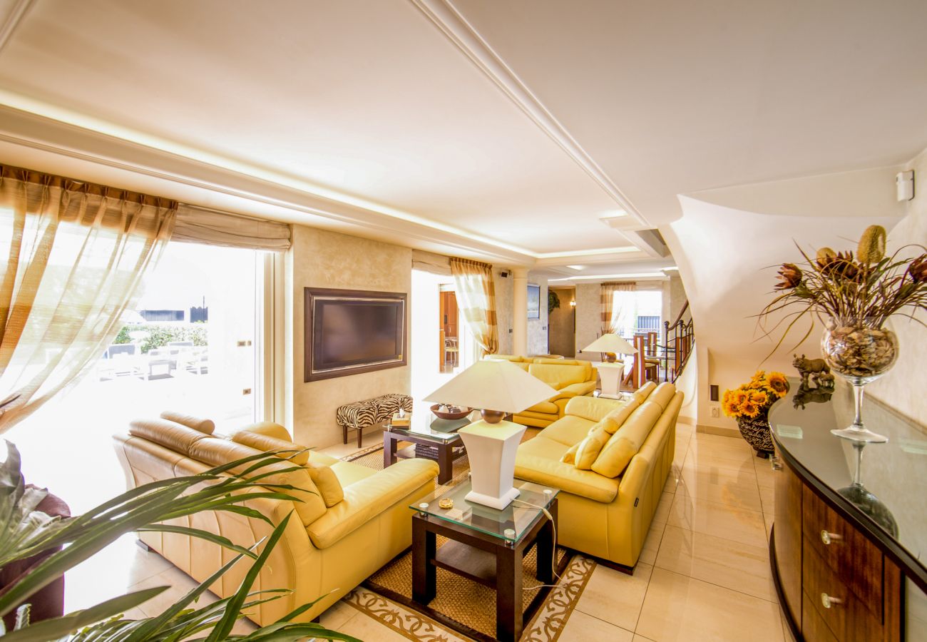 Villa in Antibes - VILLA PARADISIO