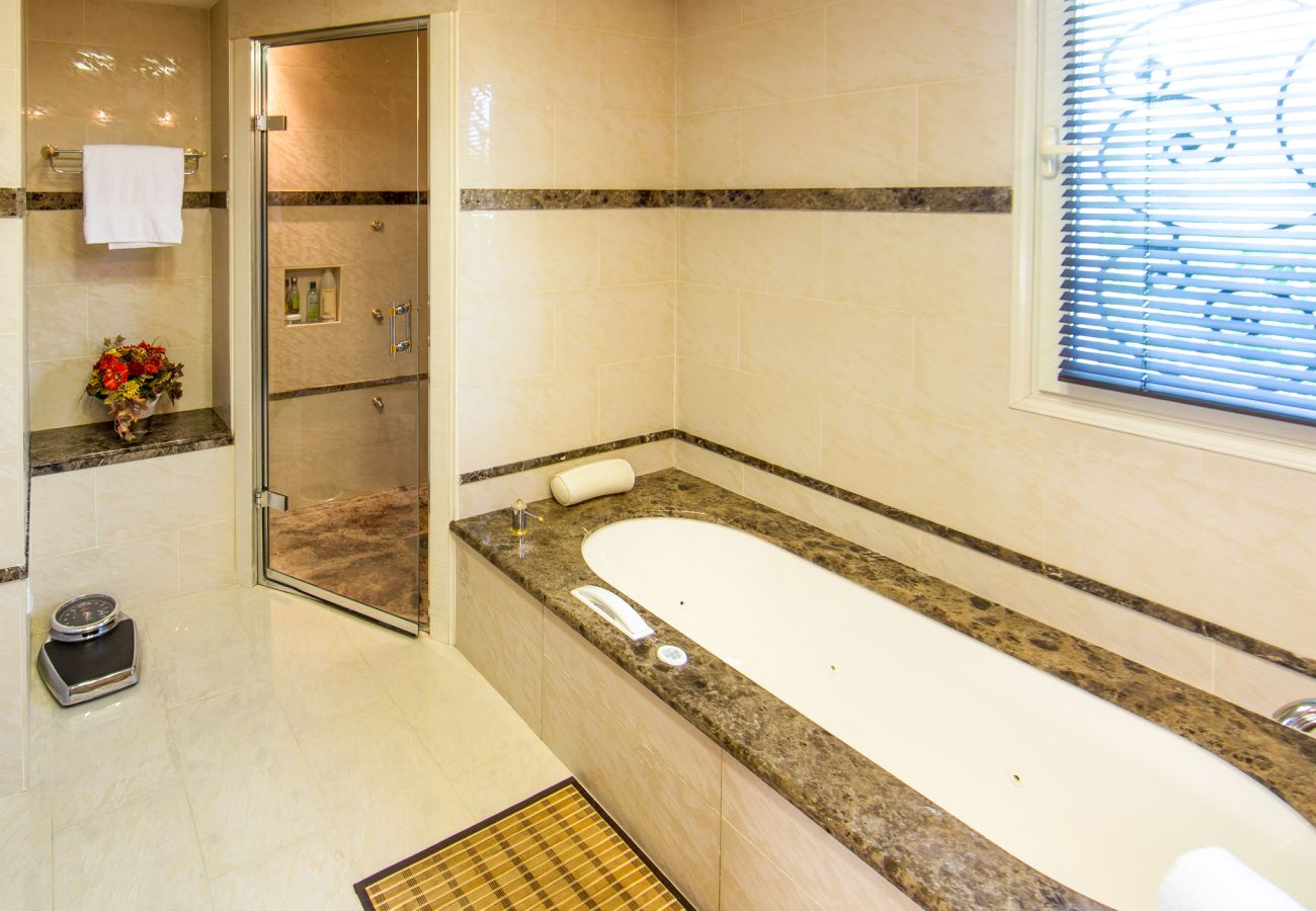 Villa in Antibes - VILLA PARADISIO