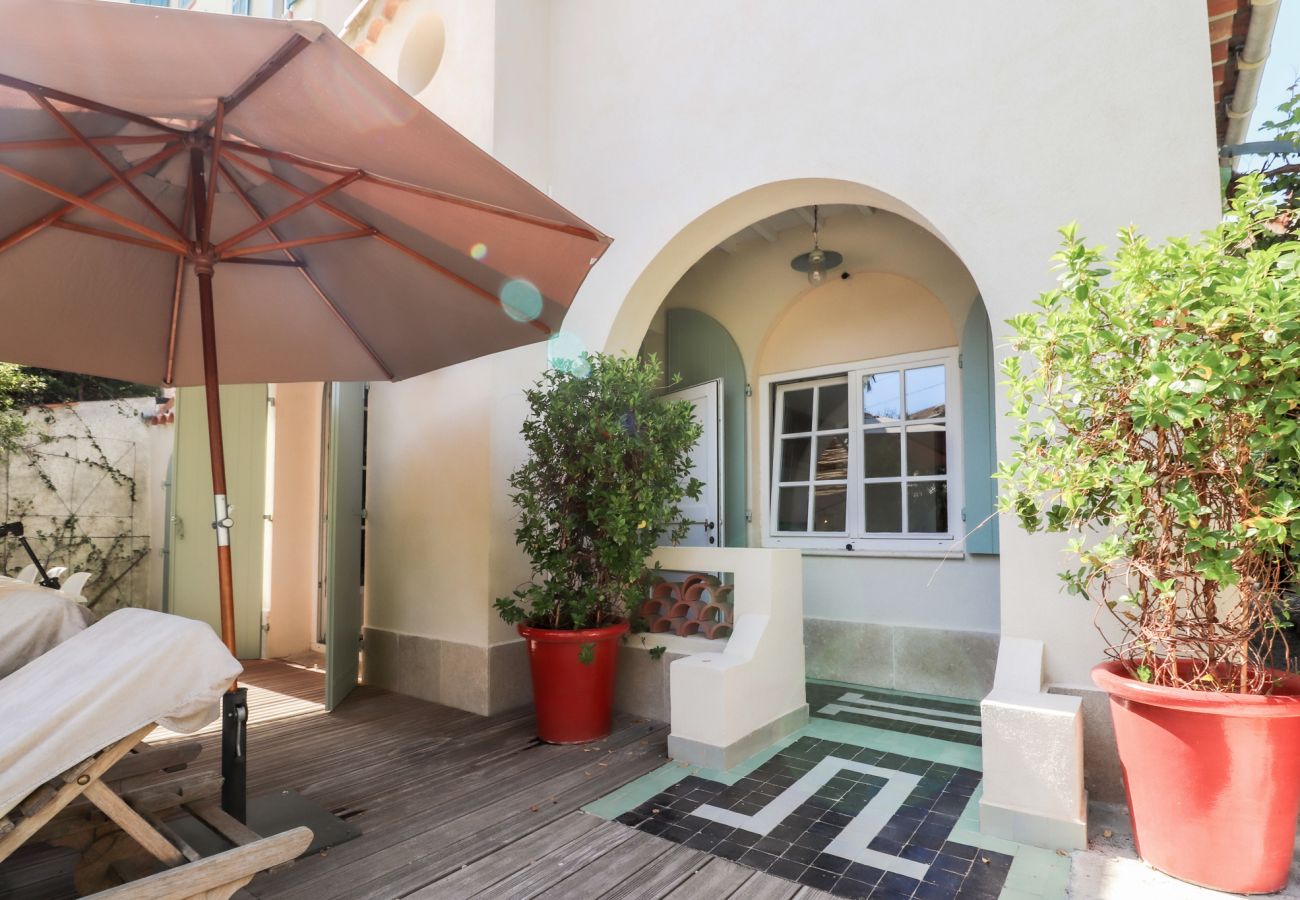 Villa in Juan-les-Pins - LE COTTAGE