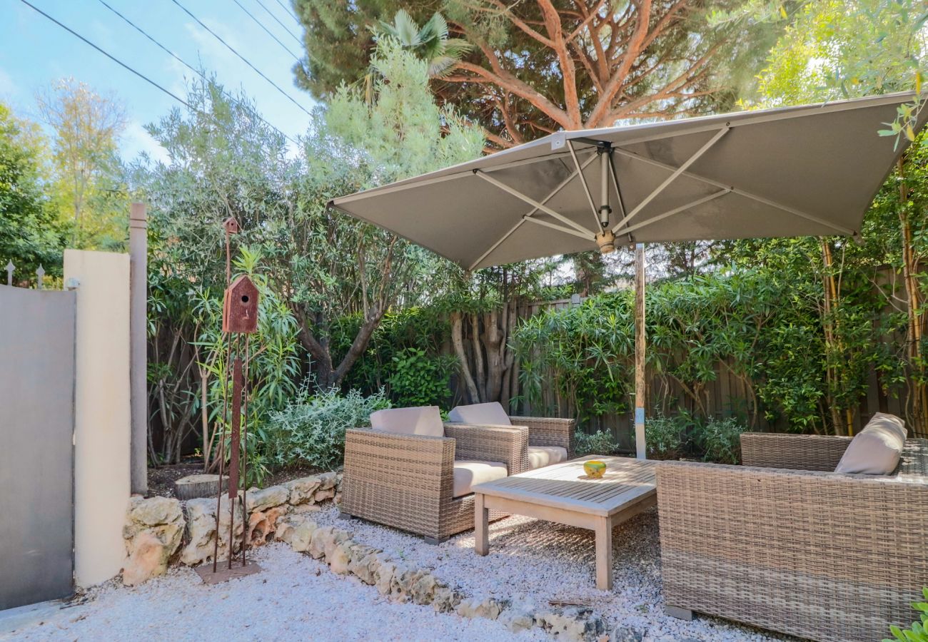 Villa in Juan-les-Pins - LE COTTAGE