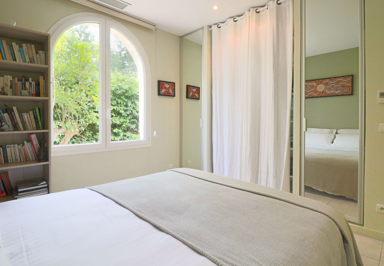 Villa in Juan-les-Pins - VILLA LAURIERS