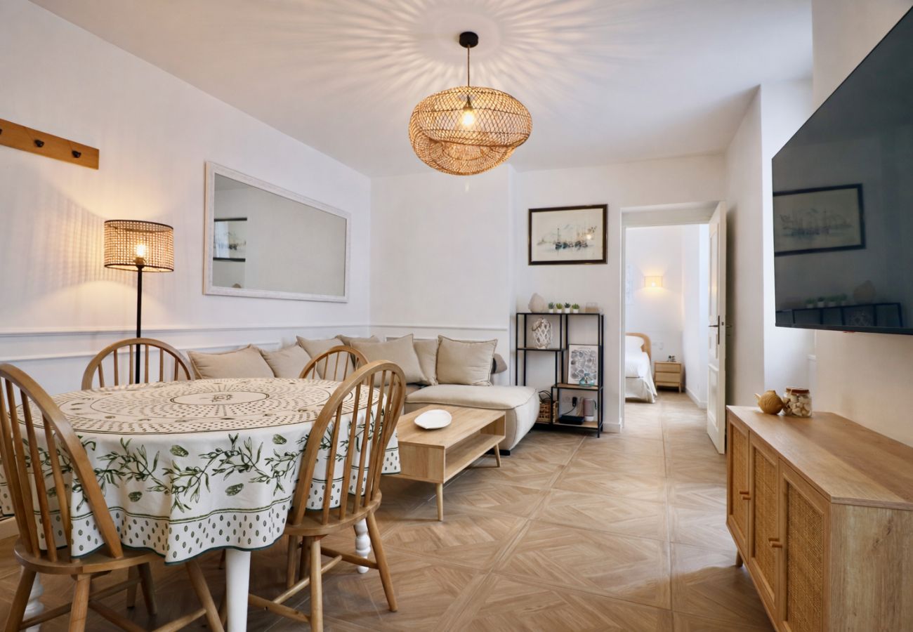 Apartment in Antibes - L'OLIVETTE