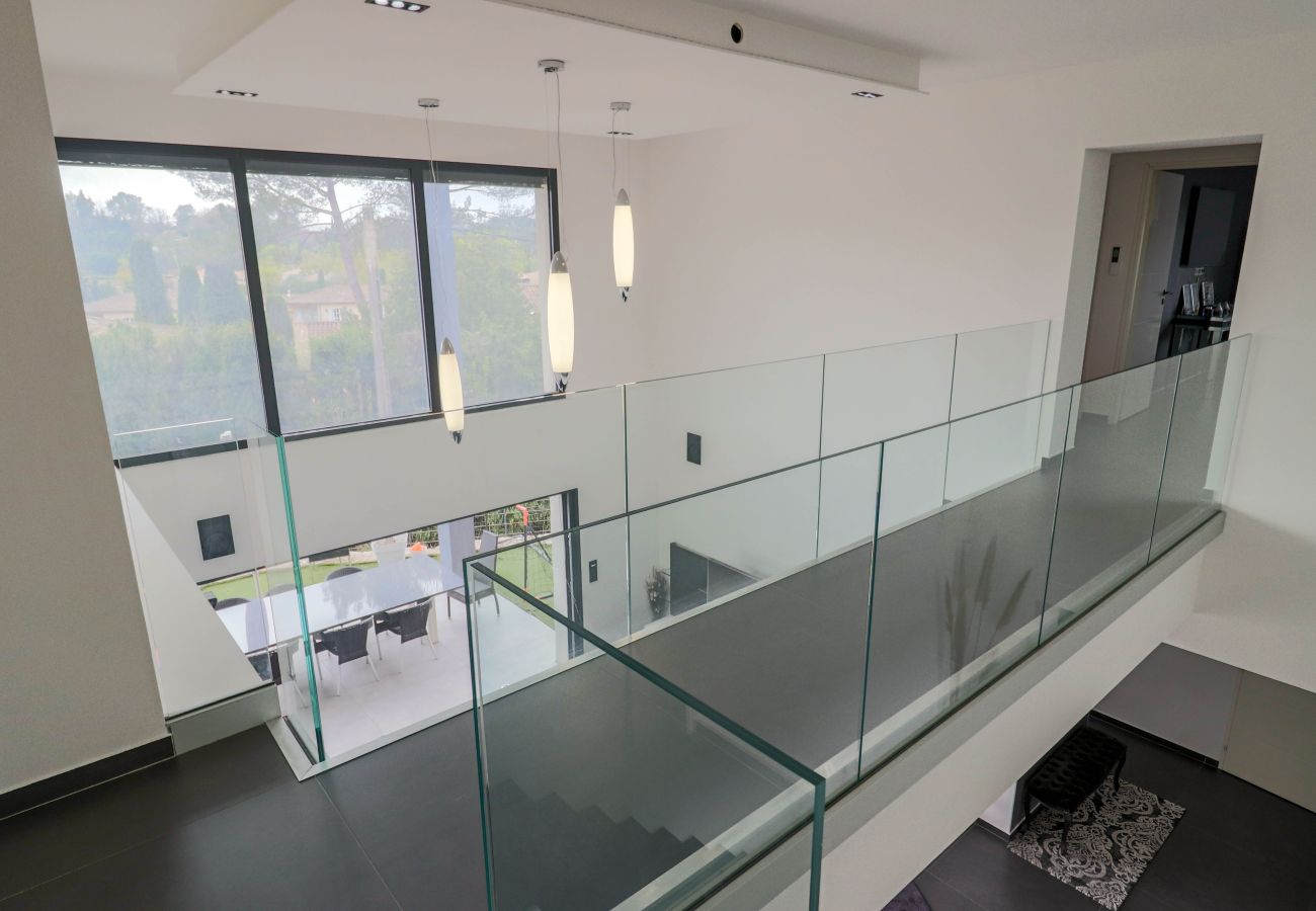 House in Mougins - VILLA CALIFORNIENNE