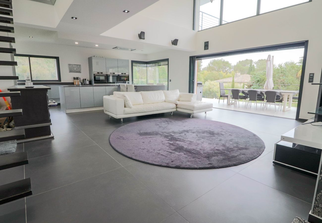 House in Mougins - VILLA CALIFORNIENNE