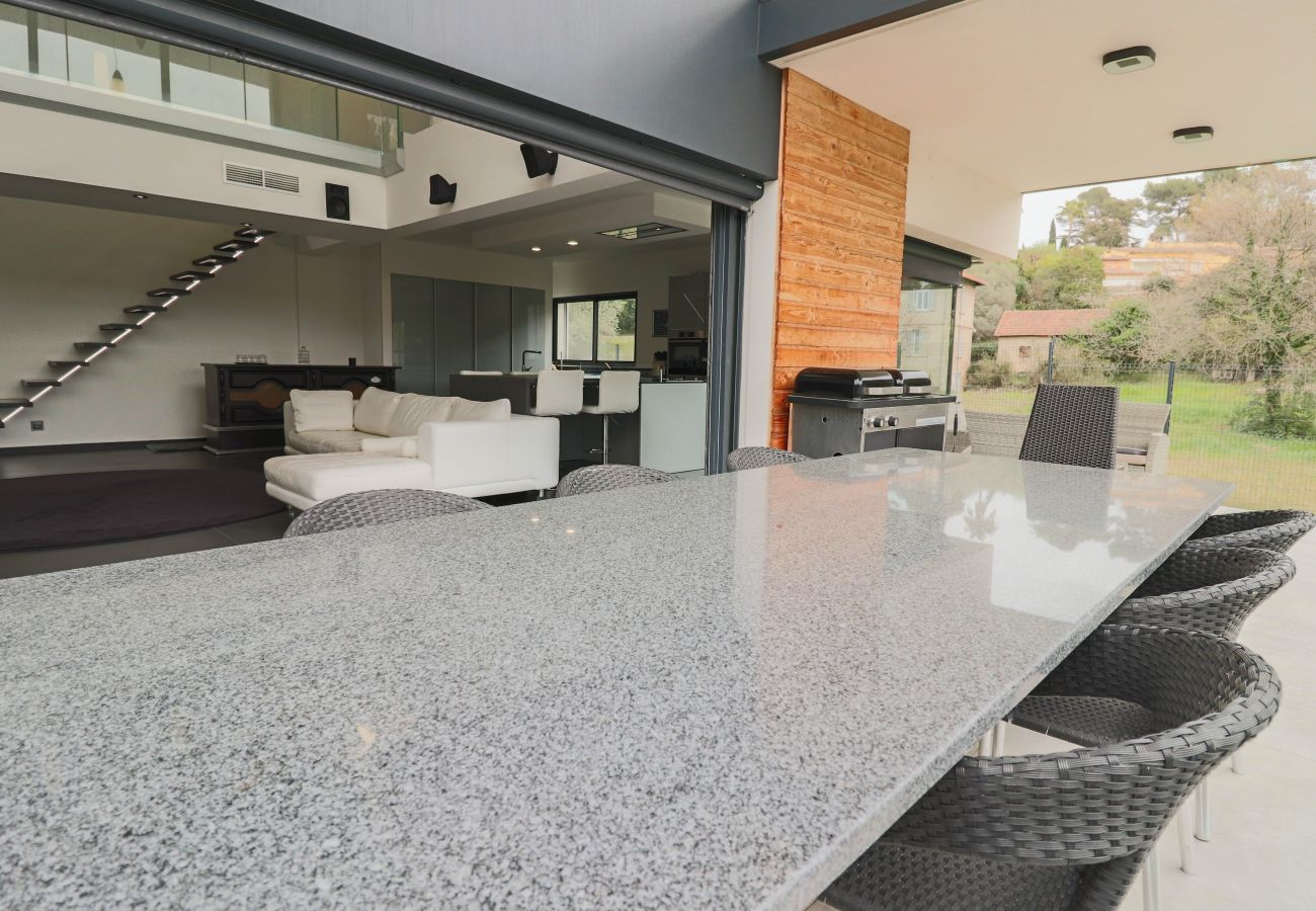 House in Mougins - VILLA CALIFORNIENNE