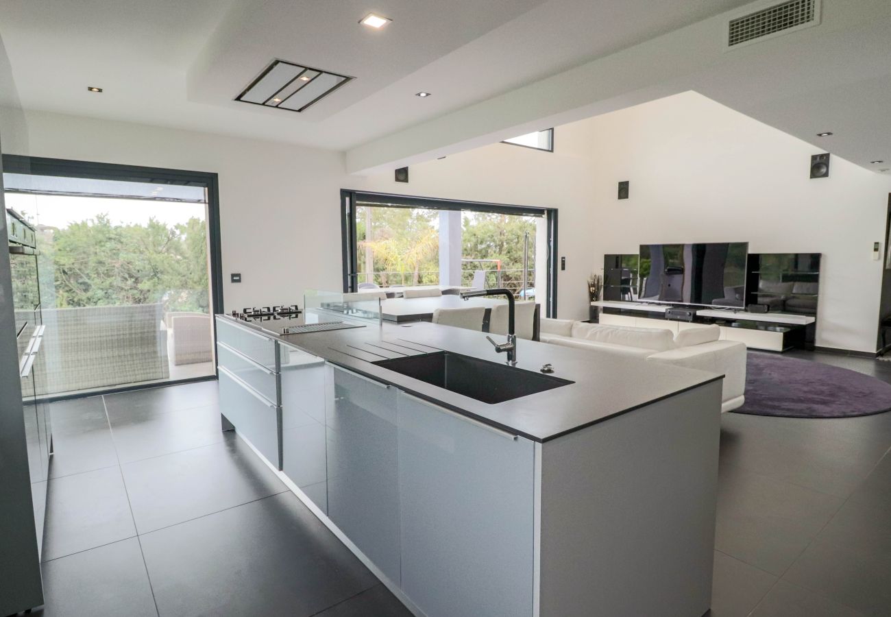 House in Mougins - VILLA CALIFORNIENNE