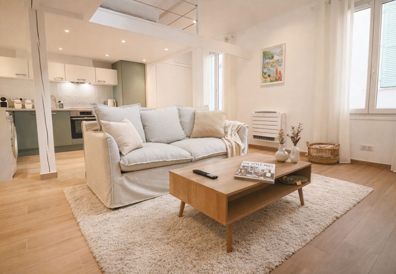 Apartment in Antibes - LES PALMIERS