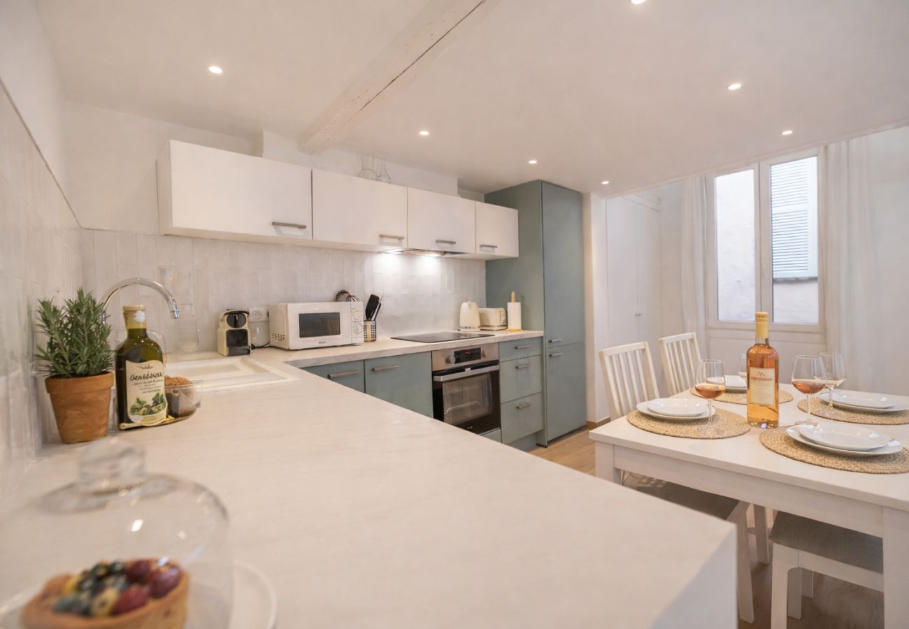 Apartment in Antibes - LES PALMIERS