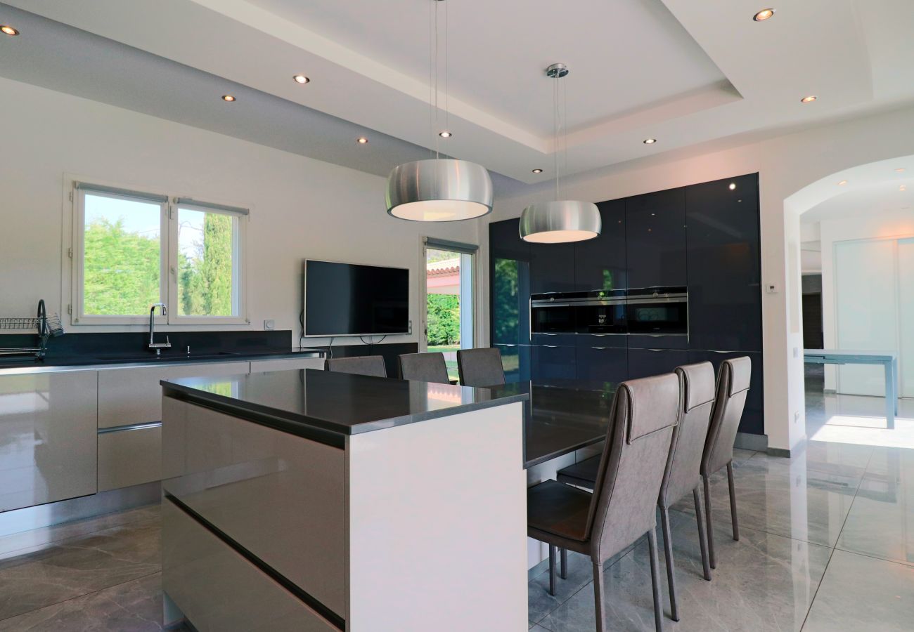 Villa in Antibes - VILLA ROSE