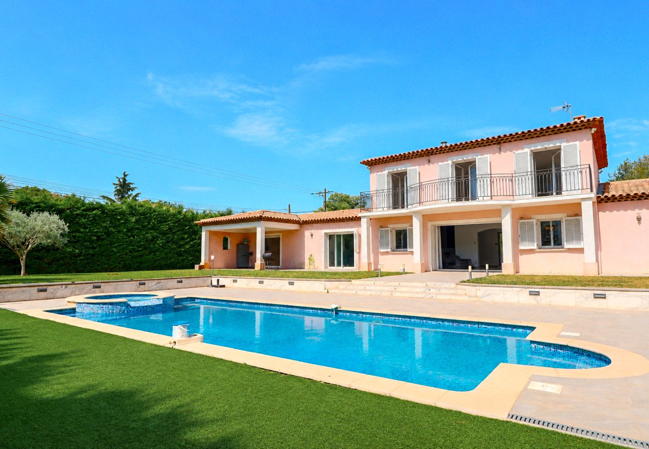 Villa in Antibes - VILLA ROSE
