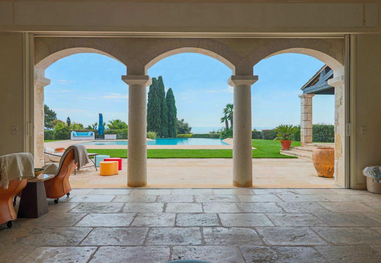 Villa in Antibes - VILLA FORTUNE