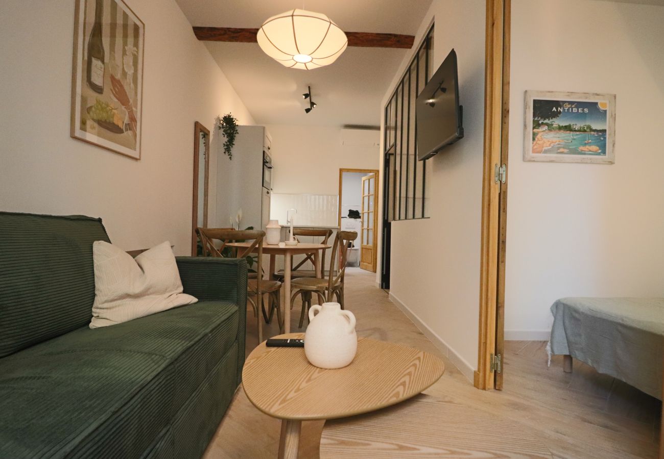 Apartment in Antibes - 