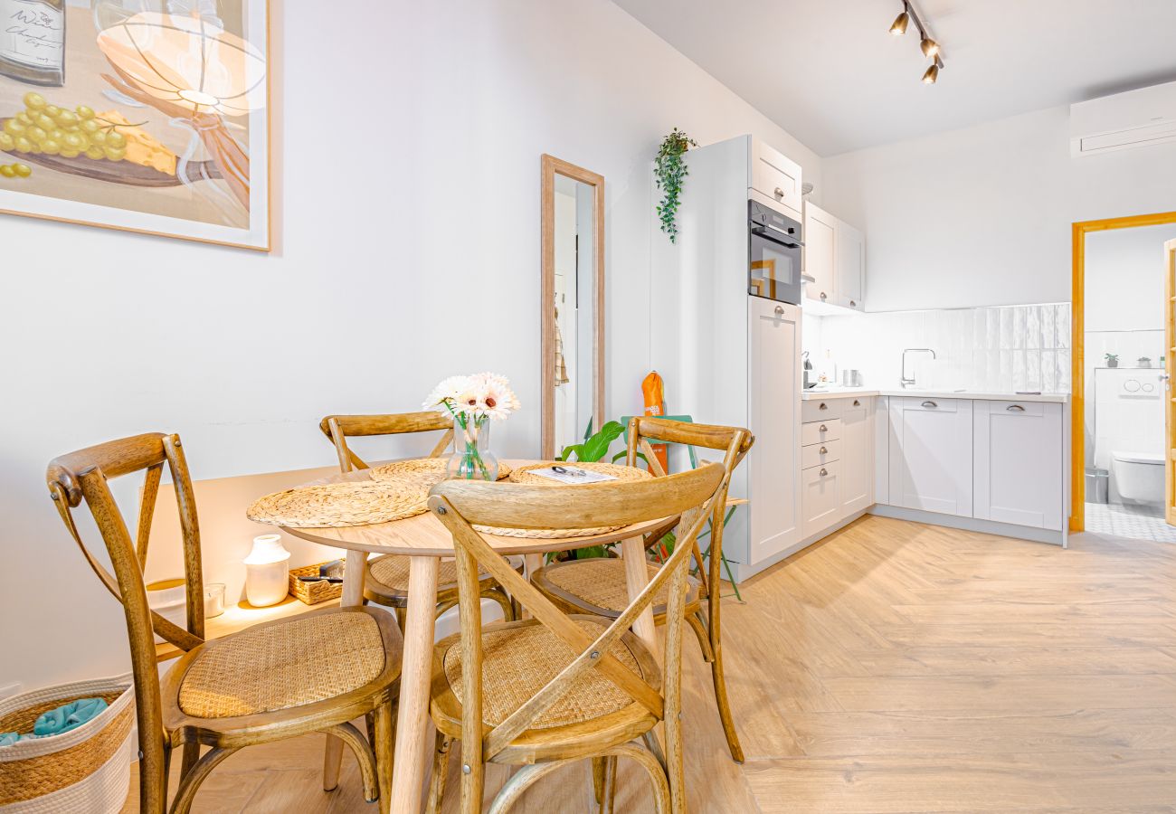 Apartment in Antibes - LES VOLETS BLEUS