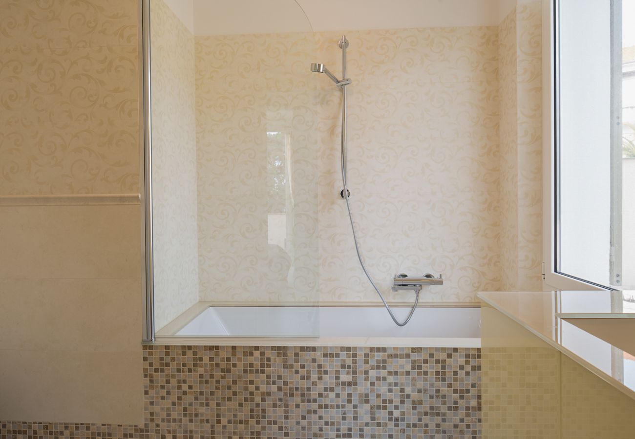 Villa in Antibes - VILLA CANTONNADE