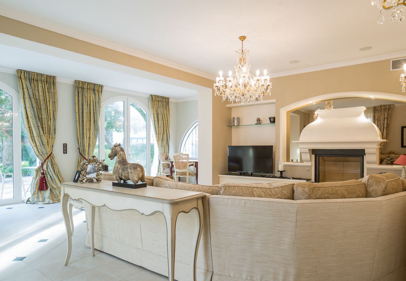 Villa in Antibes - VILLA CANTONNADE