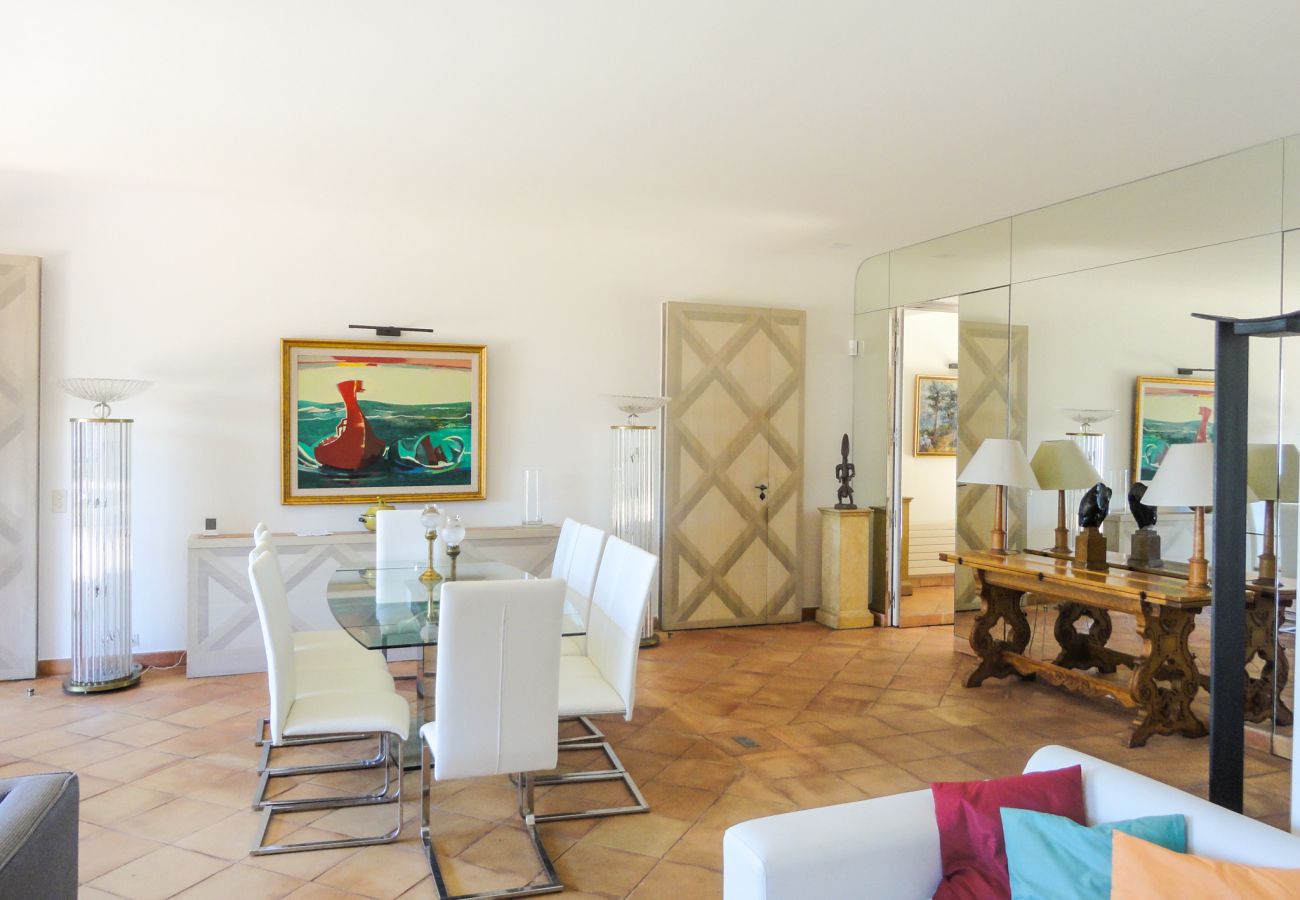 Villa in Antibes - VILLA BAGATELLE