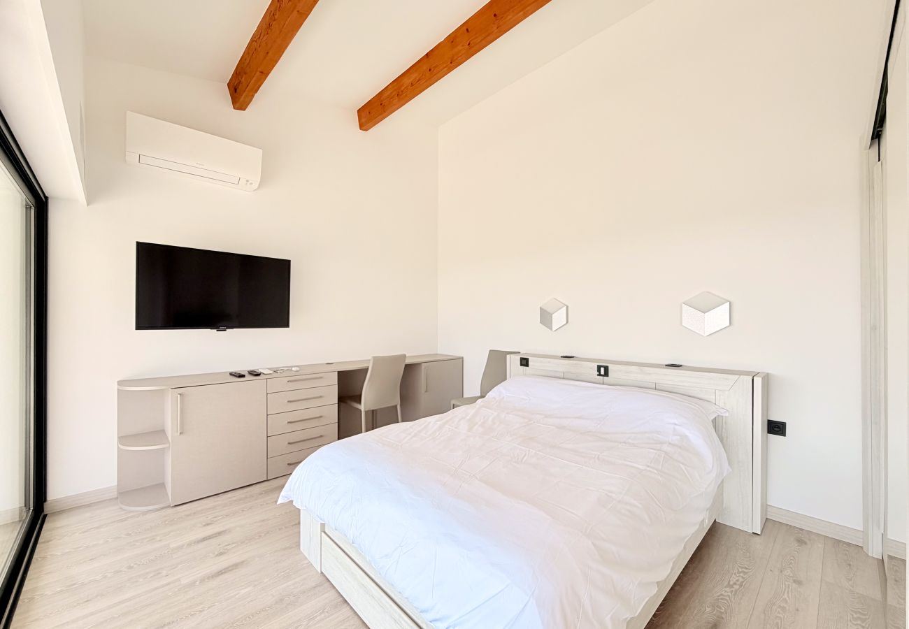 Villa in Antibes - VILLA IBIZA