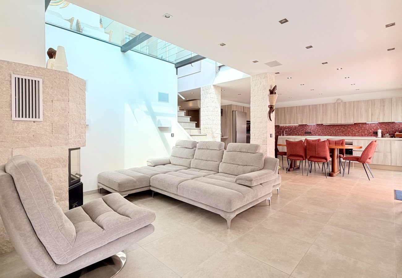 Villa in Antibes - VILLA IBIZA