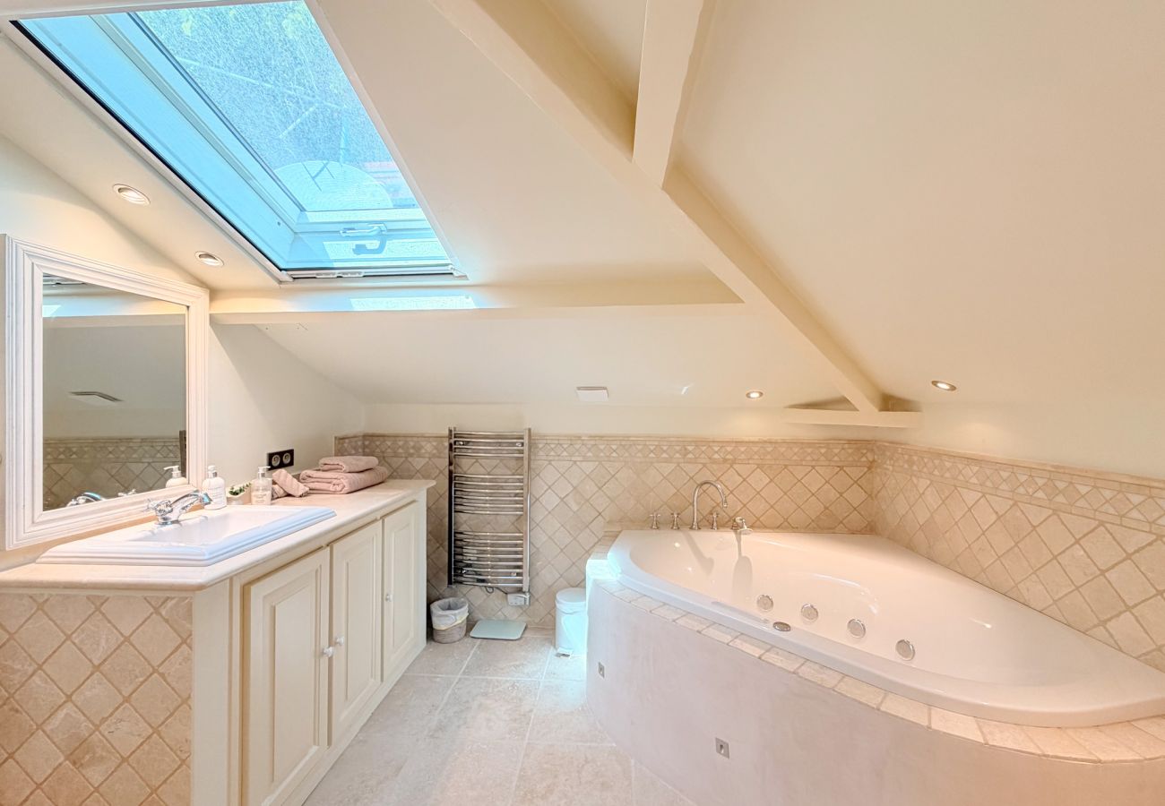 Villa in Antibes - VILLA CLAIR SOLEIL