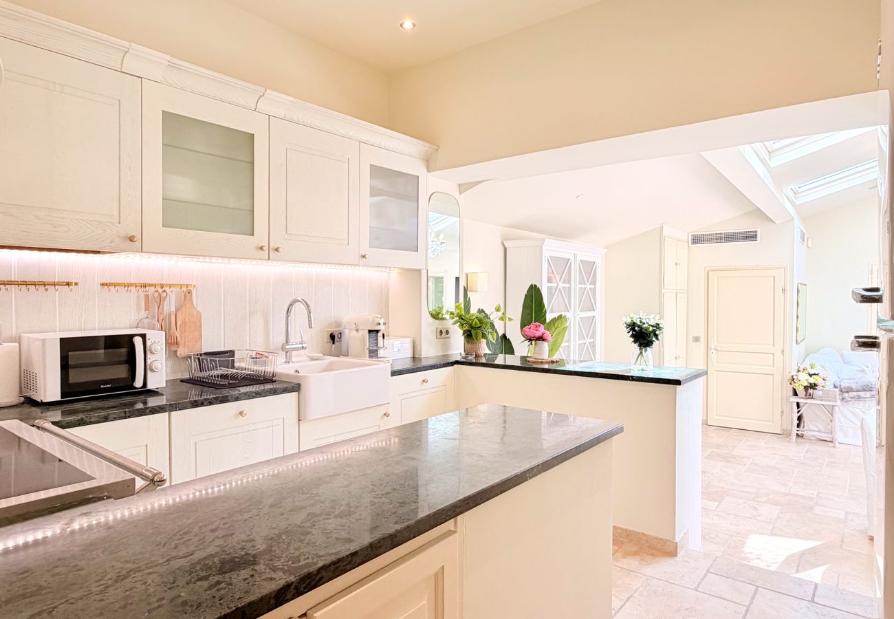 Villa in Antibes - VILLA CLAIR SOLEIL