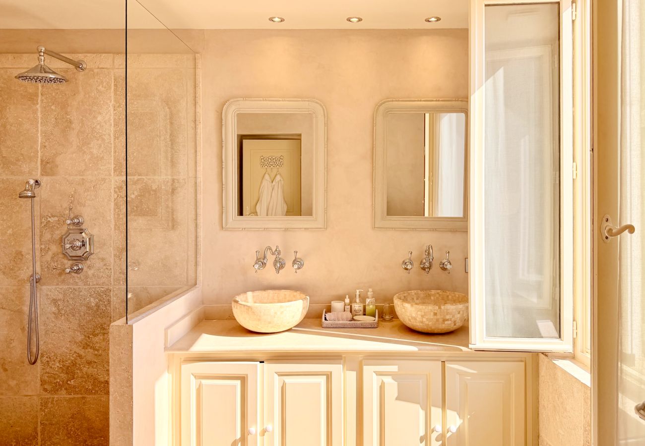 Villa in Antibes - VILLA CLAIR SOLEIL