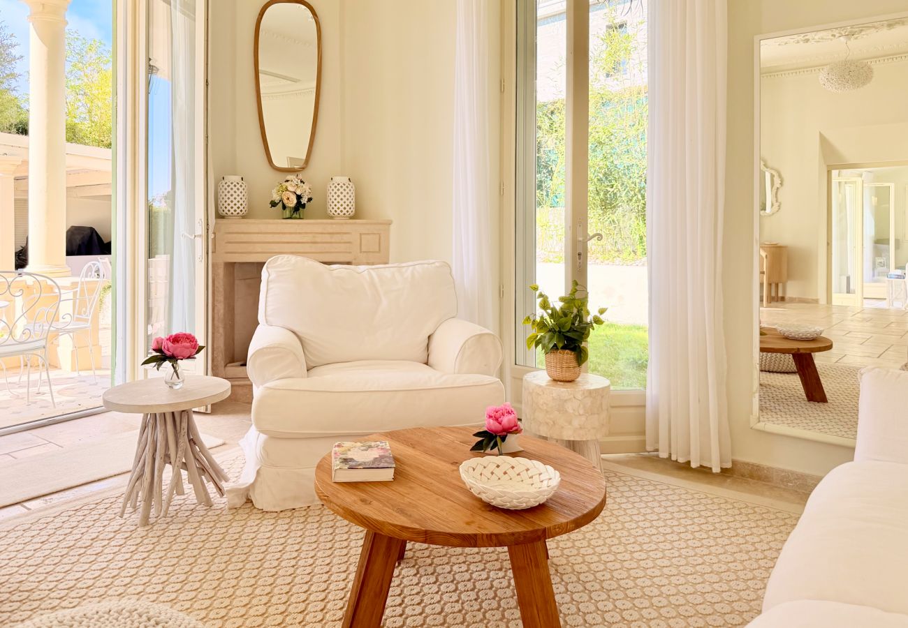 Villa in Antibes - VILLA CLAIR SOLEIL