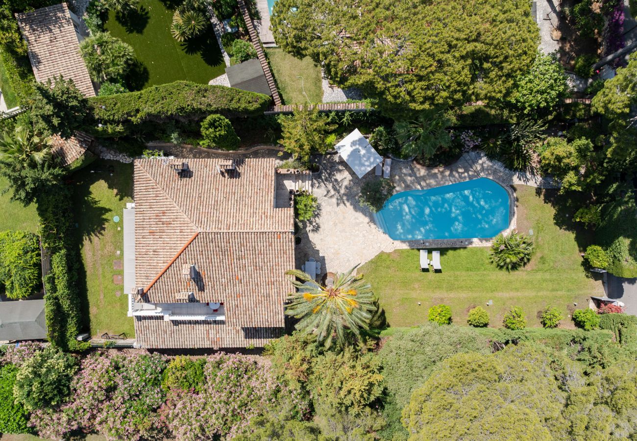 Villa in Antibes - VILLA FLORE