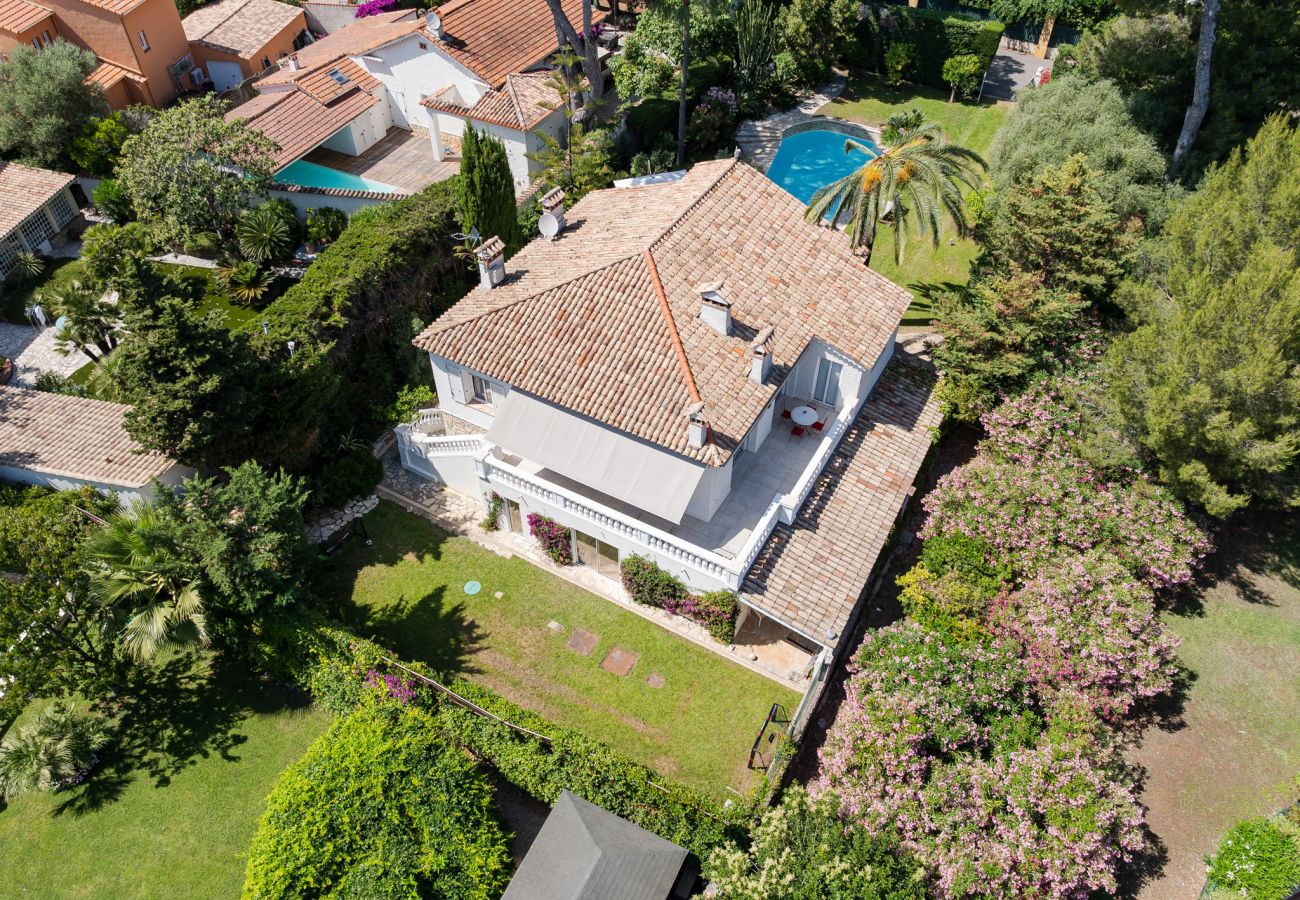 Villa in Antibes - VILLA FLORE