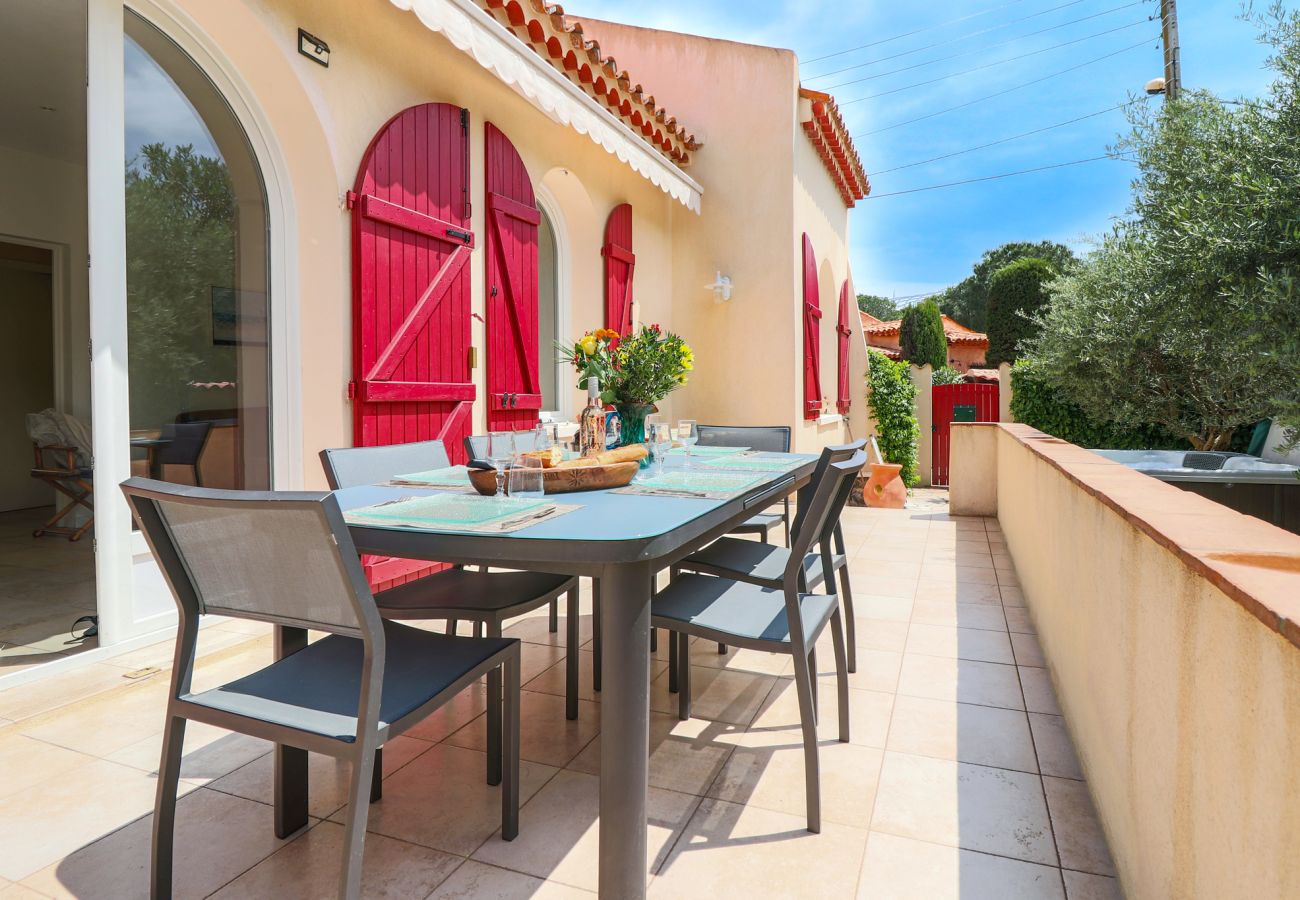 Villa à Juan-les-Pins - VILLA LAURIERS