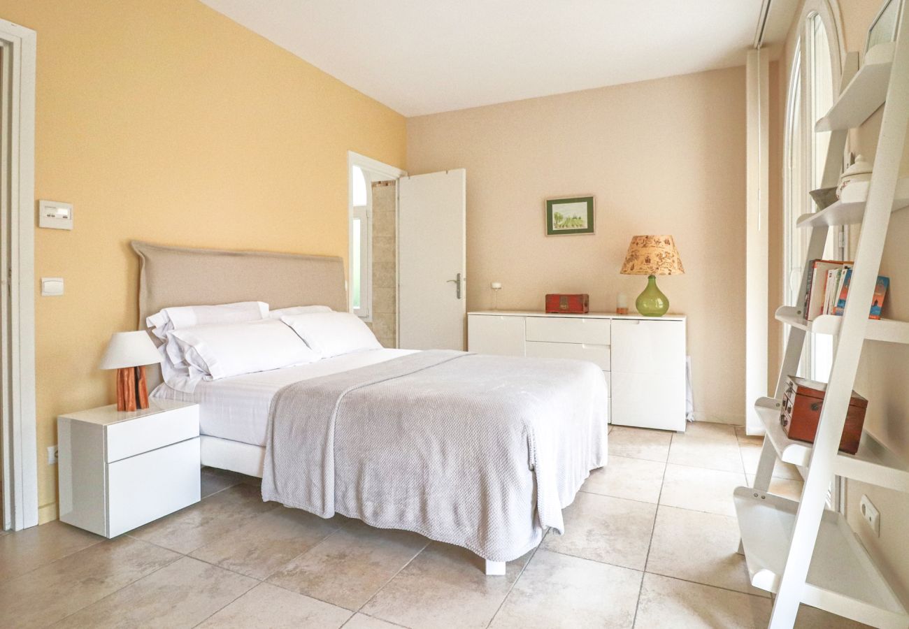 Villa à Juan-les-Pins - VILLA LAURIERS