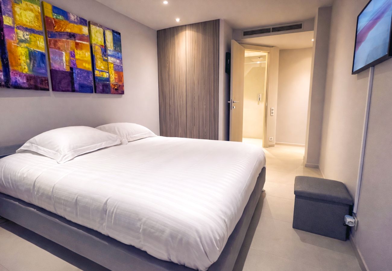 Appartement à Cannes - LA MER 