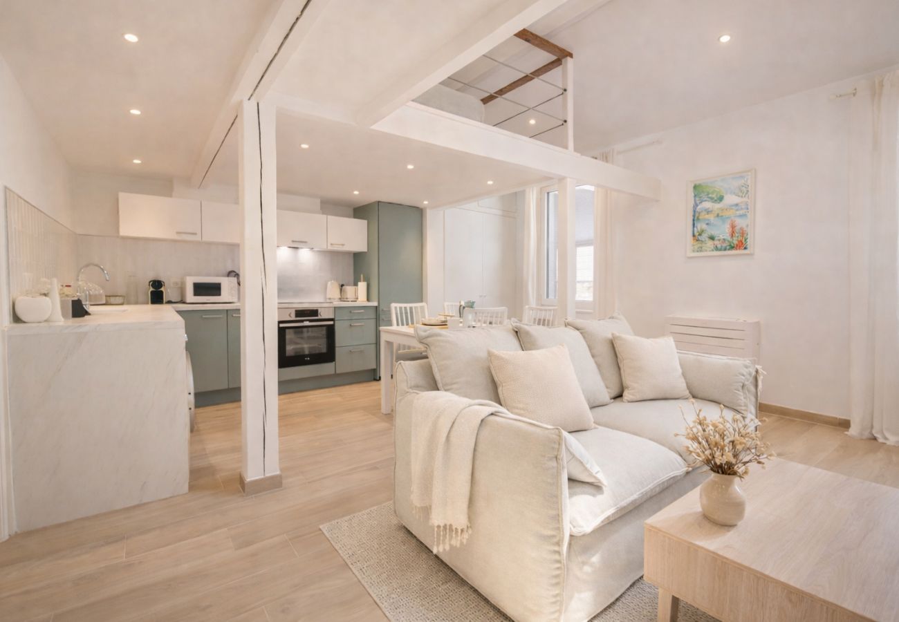 Appartement à Antibes - LES PALMIERS