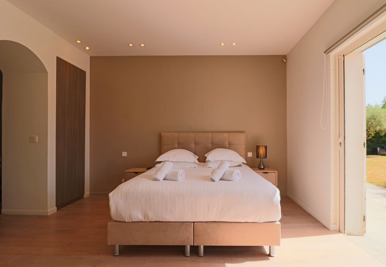 Villa à Antibes - VILLA ROSE