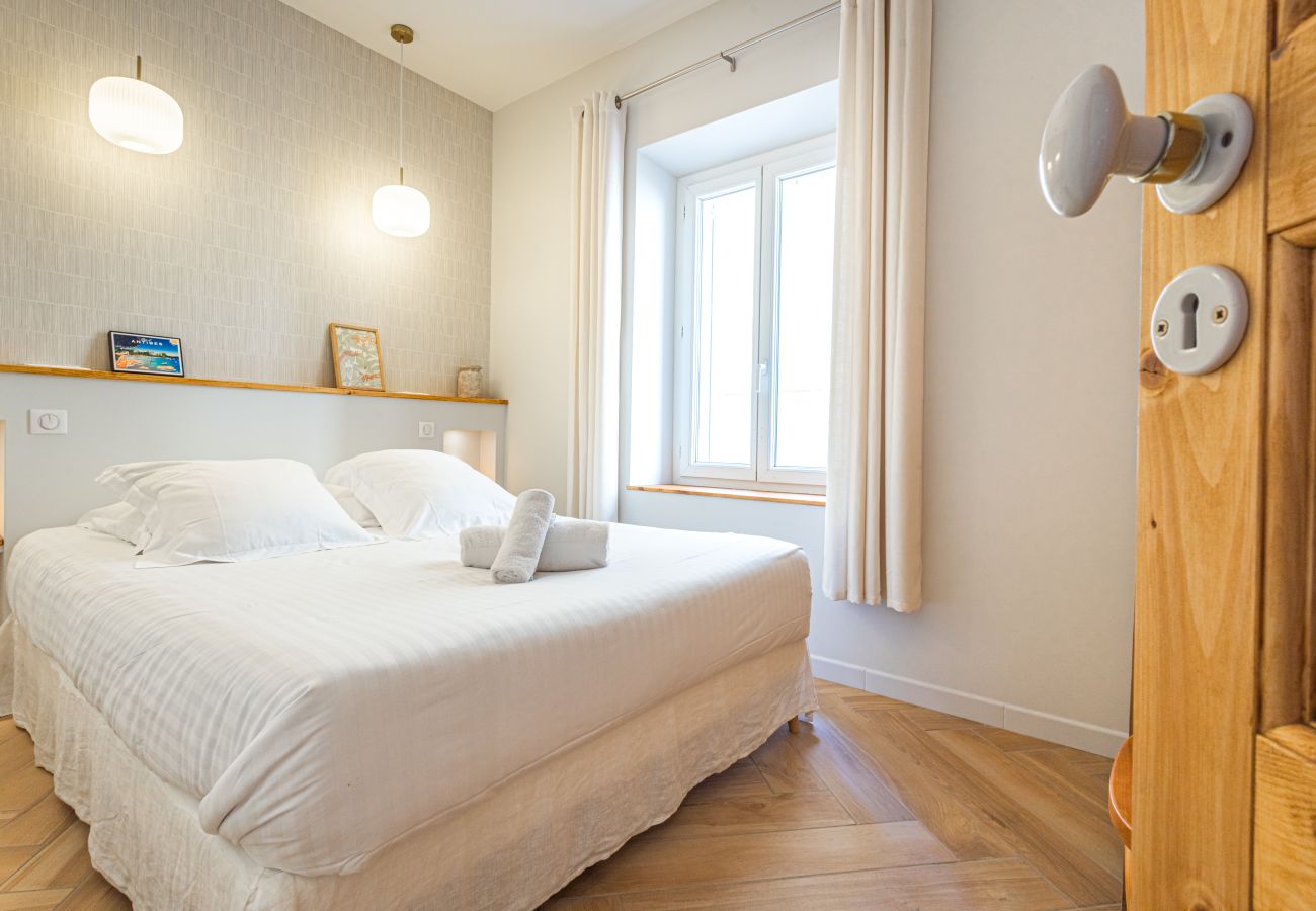 Appartement à Antibes - LE GREIGE