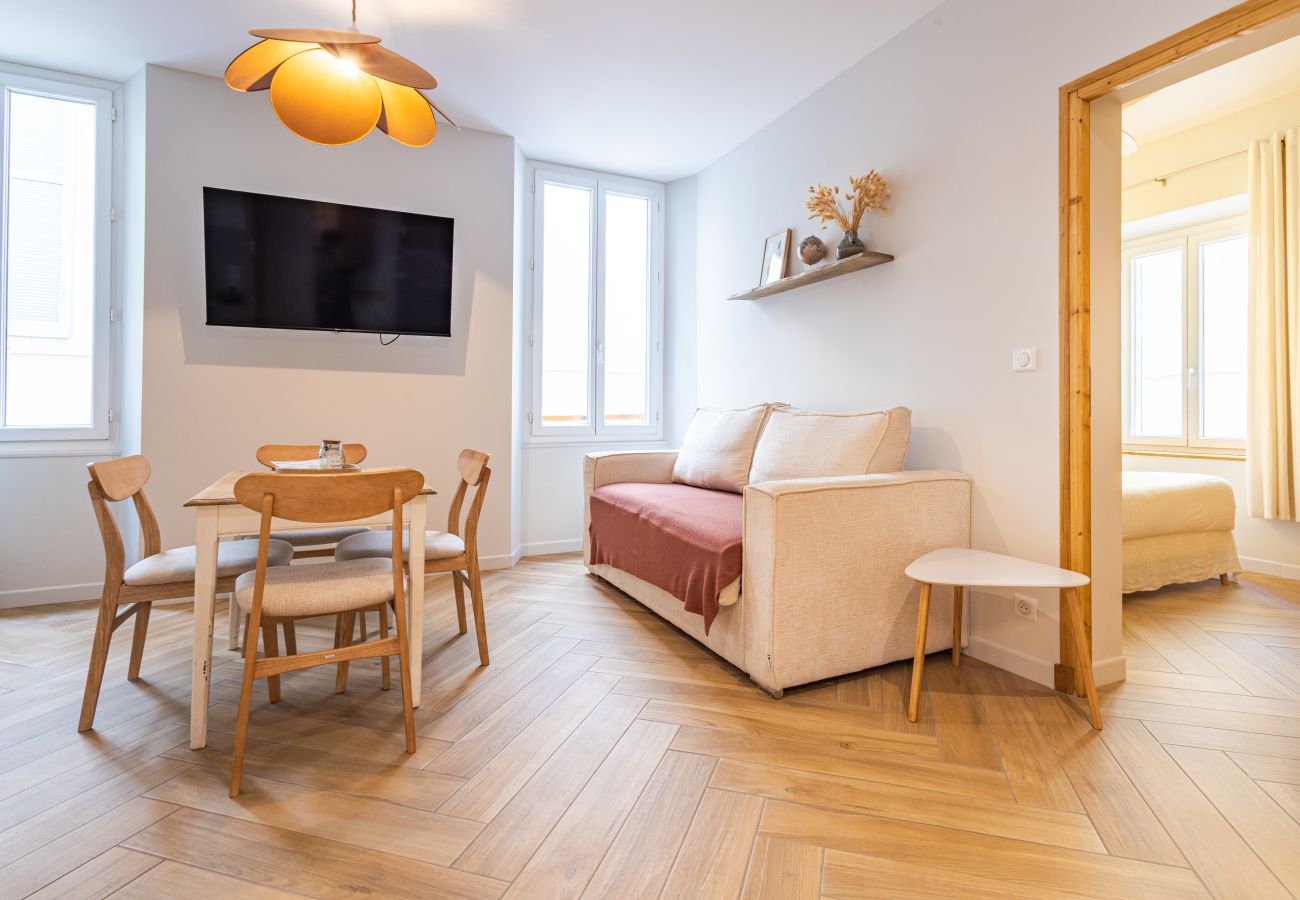Appartement à Antibes - LE GREIGE