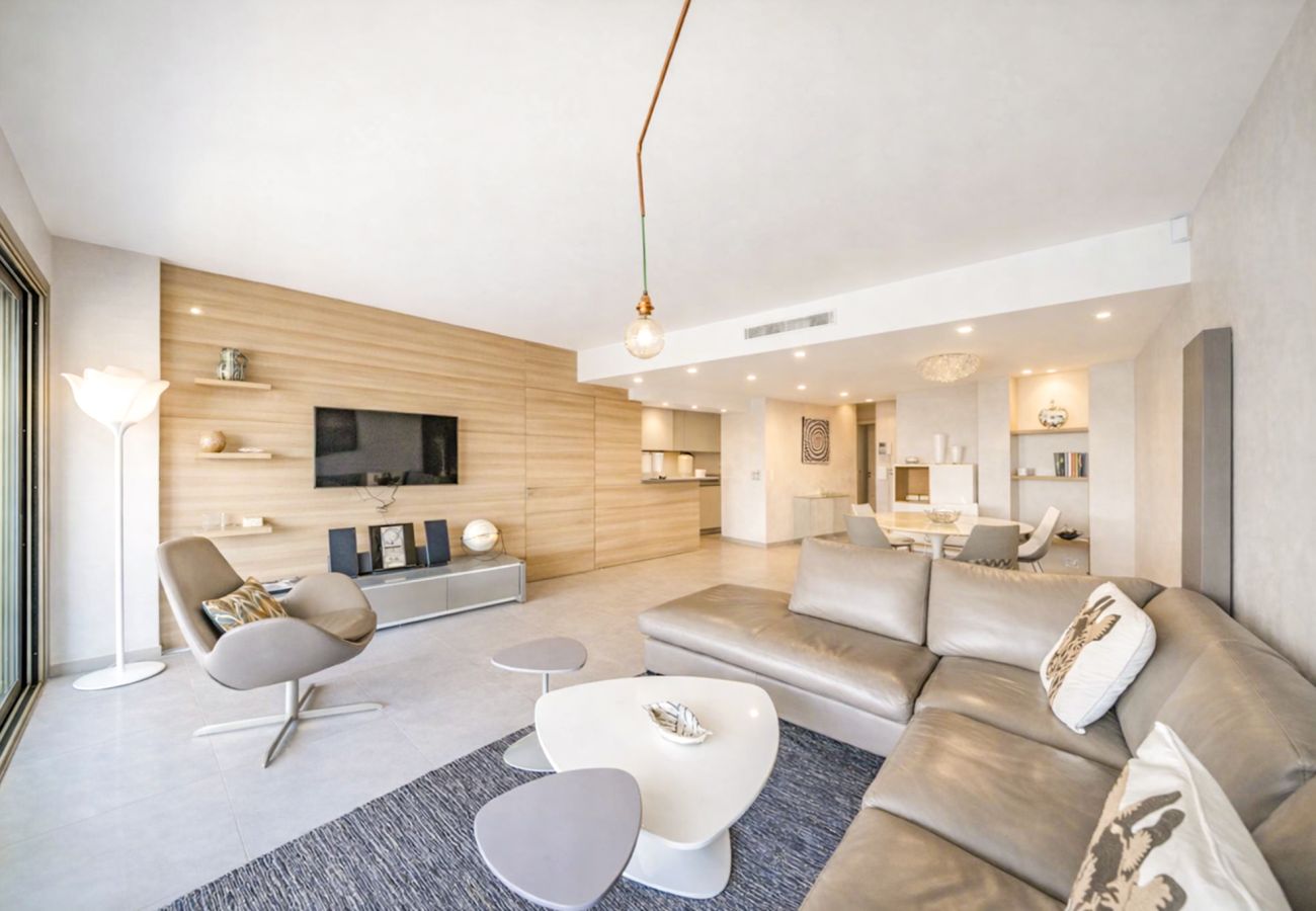 Appartement à Cannes - LE CROISETTE