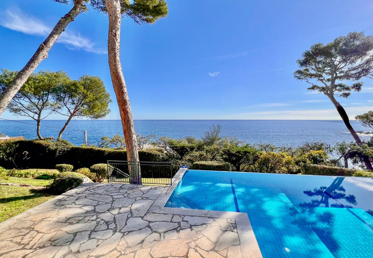 Villa à Antibes - LUNA ROSSA
