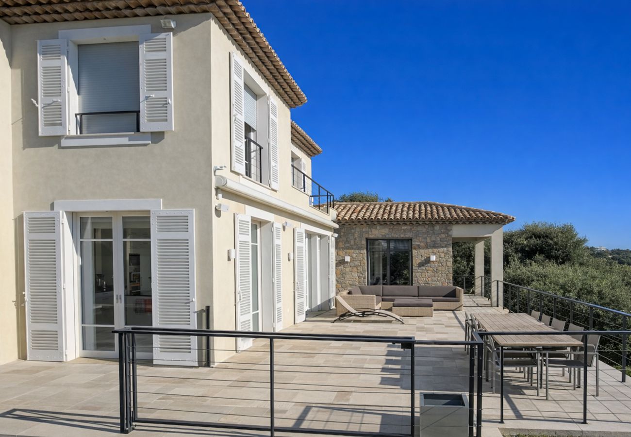 Villa à Antibes - VILLA RAPA NUI