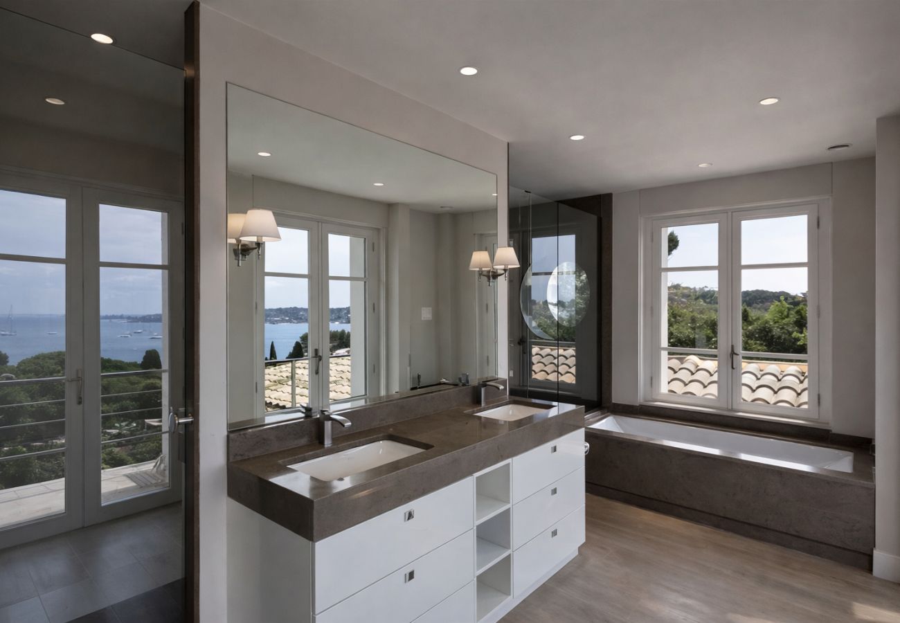 Villa à Antibes - VILLA RAPA NUI