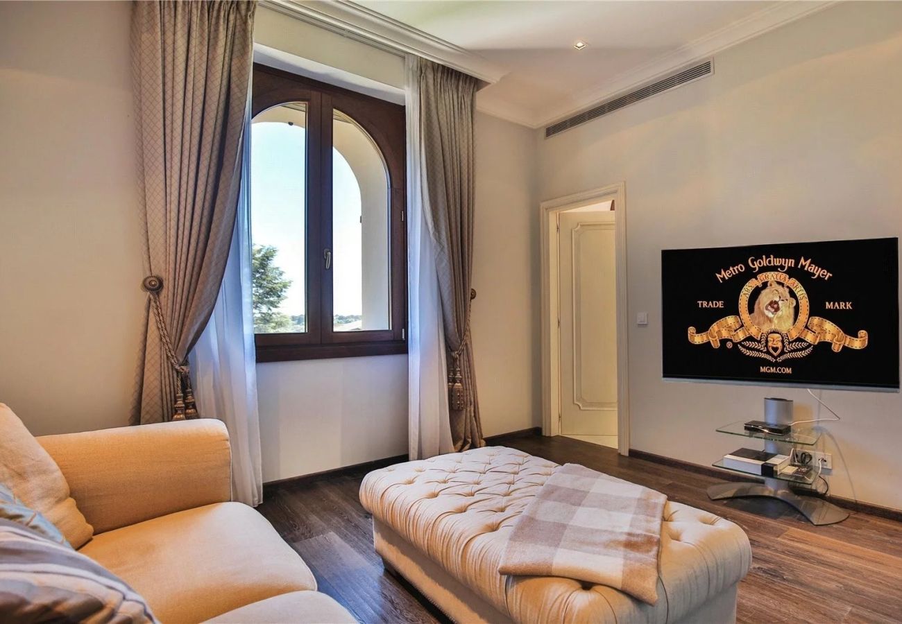 Villa à Antibes - VILLA KARIN