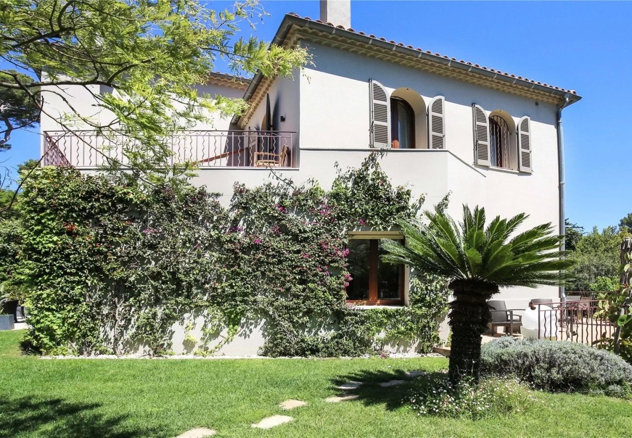 Villa à Antibes - VILLA KARIN