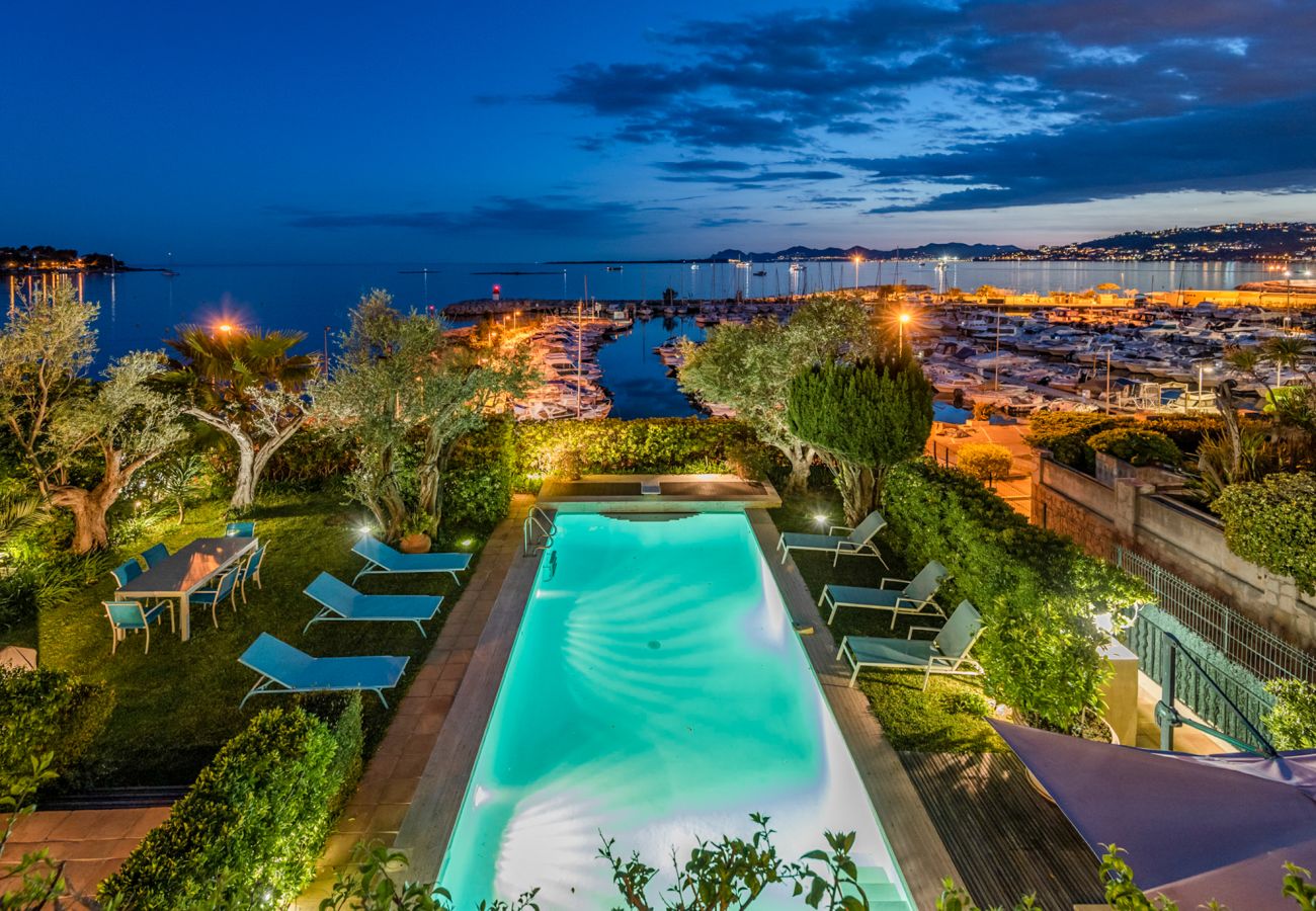 Villa à Antibes - VILLA BAGATELLE