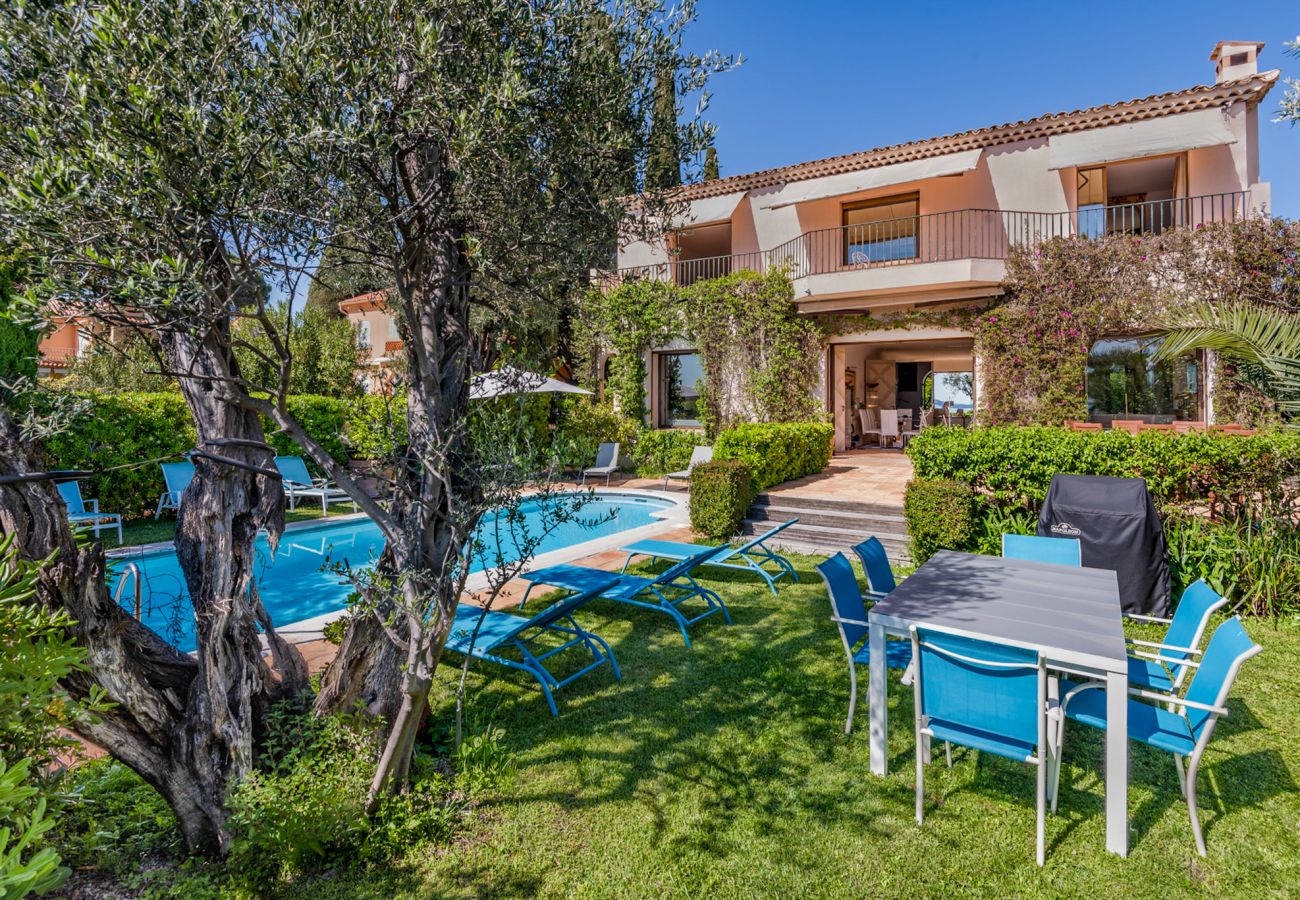 Villa à Antibes - VILLA BAGATELLE