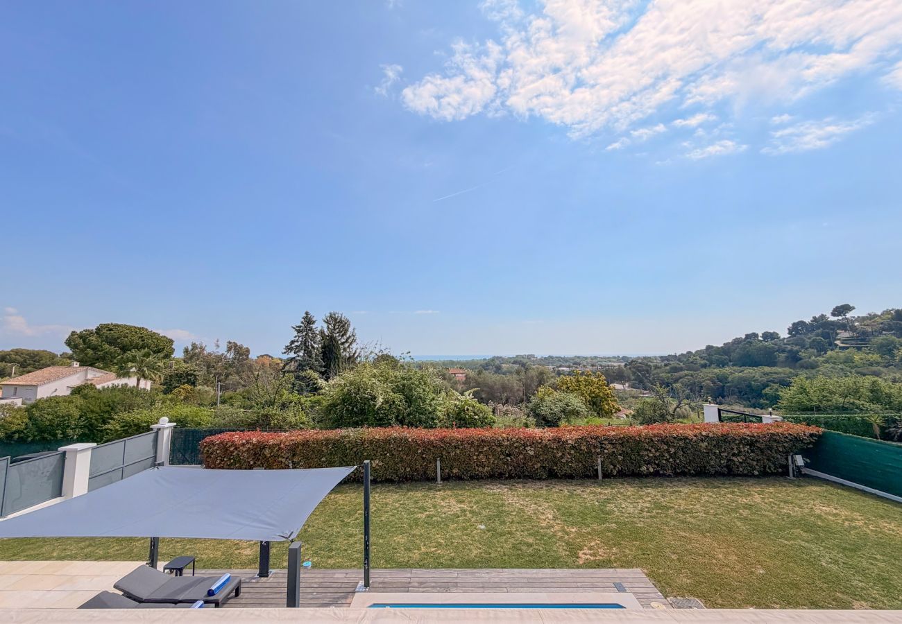 Villa à Antibes - VILLA IBIZA